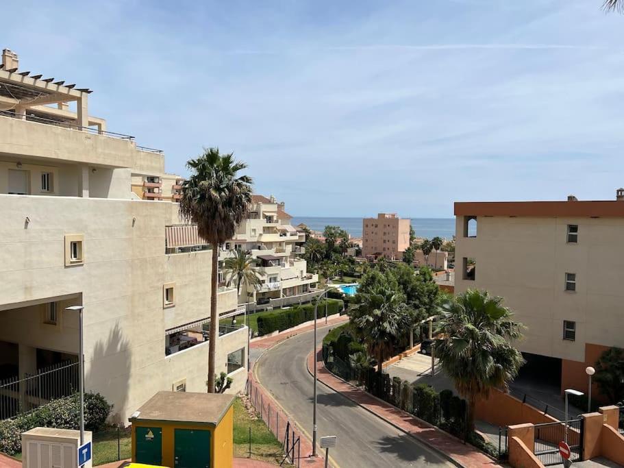 Benalmadena Costa Malaga Apartamento Muy Acogedor Con Vistas Al Mar Terraza Gigante Para Verano E Invierno Parking Exteriör bild