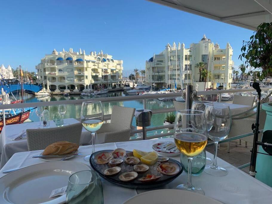 Benalmadena Costa Malaga Apartamento Muy Acogedor Con Vistas Al Mar Terraza Gigante Para Verano E Invierno Parking Exteriör bild